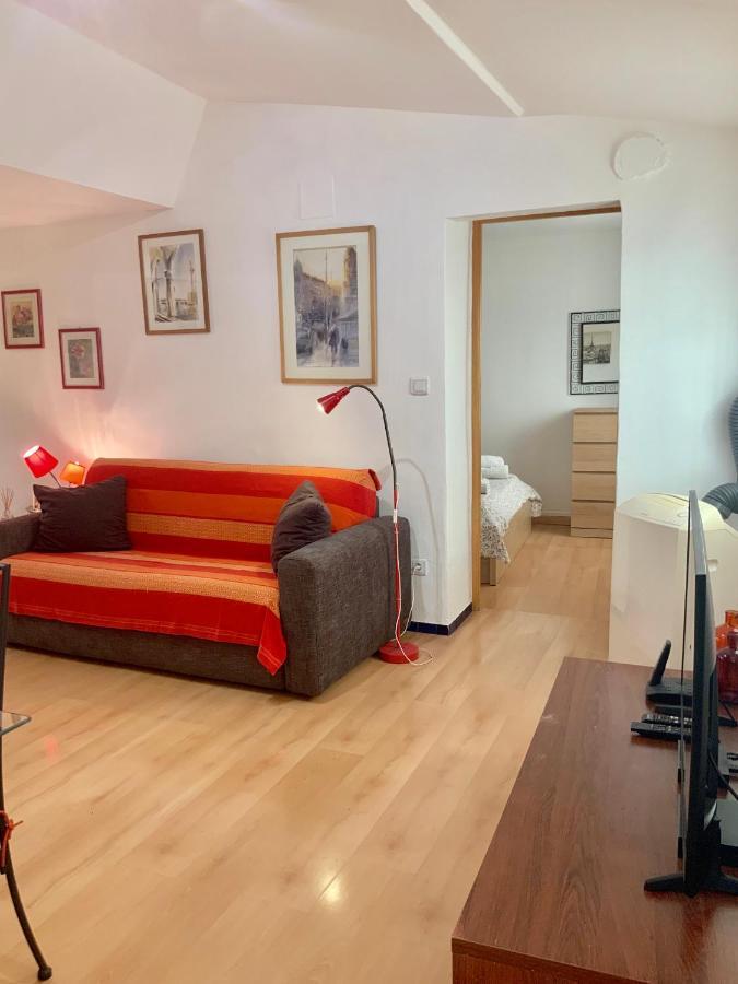 Very Cosy Flat In Heart Of Old Town Of Nice Near Beach Εξωτερικό φωτογραφία